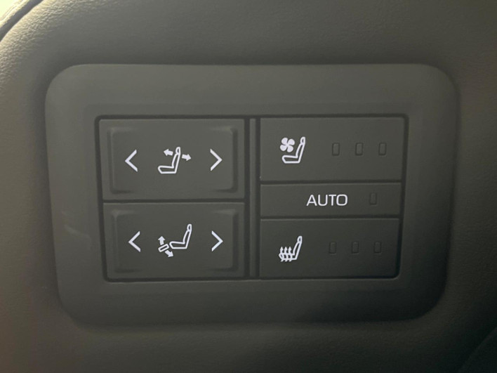 2025 Toyota Alphard Hybrid 6AA-AAHH40W (UW-69ef57bbc1c26)[11]