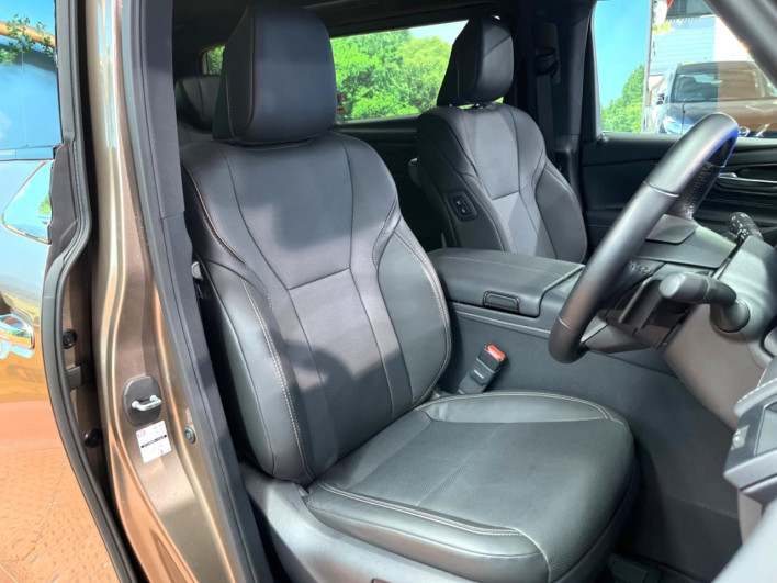 2025 Toyota Alphard Hybrid 6AA-AAHH40W (UW-69ef57bbc1c26)[7]