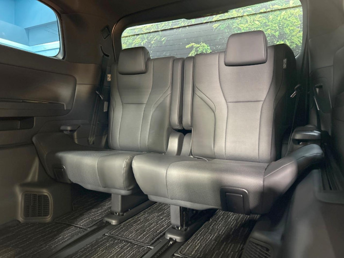 2025 Toyota Alphard Hybrid 6AA-AAHH40W (UW-69ef57bd40d17)[27]