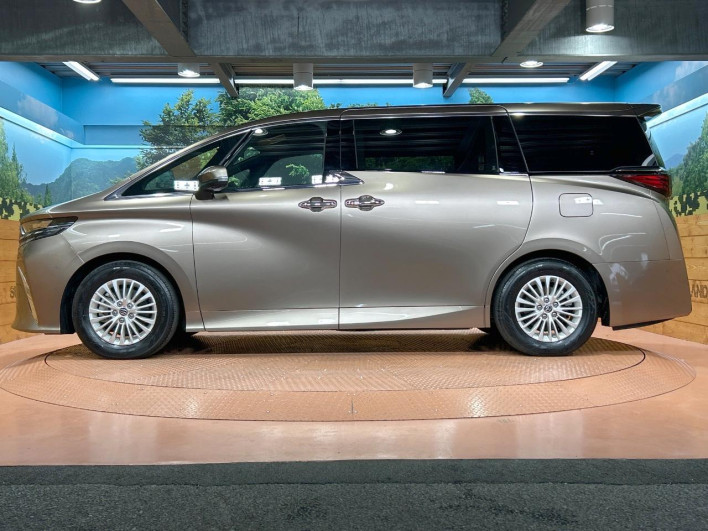 2025 Toyota Alphard Hybrid 6AA-AAHH40W (UW-69ef57bd40d17)[13]