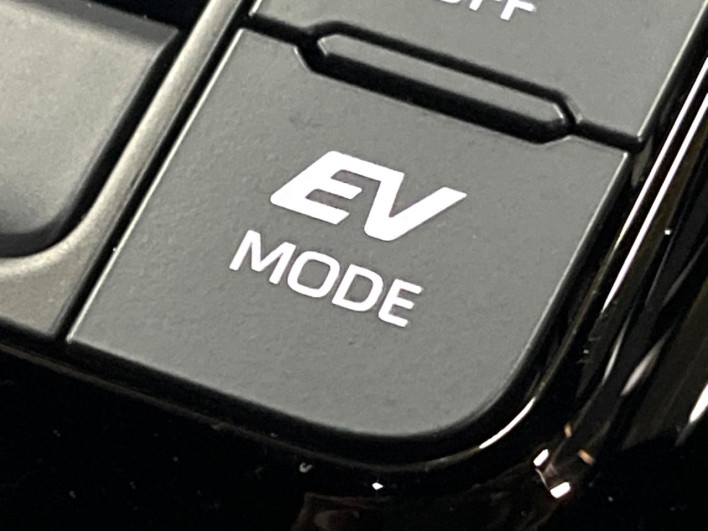 2024 Toyota Vellfire Hybrid 6AA-AAHH45W (UW-69ef57bda7fa9)[13]