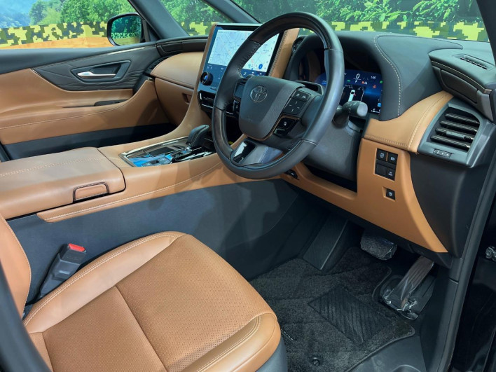 2023 Toyota Vellfire Hybrid 6AA-AAHH45W (UW-69ef57bdb6536)[21]