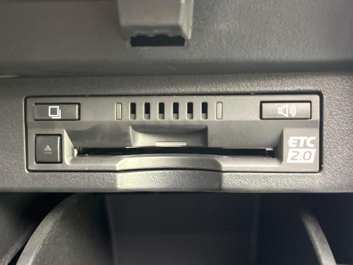 2018 Toyota Vellfire DBA-AGH30W (UW-69ef57c195c37)[18]