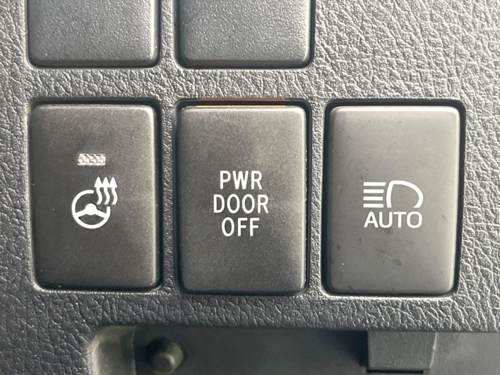 2018 Toyota Vellfire DBA-AGH30W (UW-69ef57c195c37)[17]