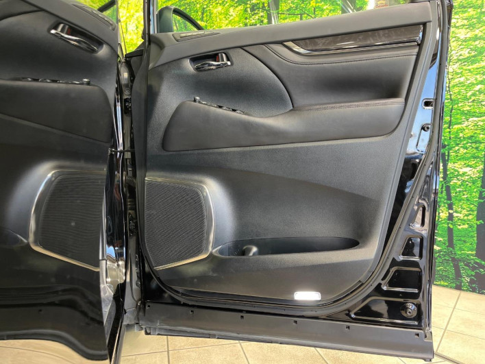 2018 Toyota Alphard DBA-AGH30W (UW-69ef57c1dd82d)[27]