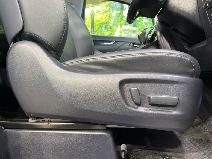 2018 Toyota Alphard DBA-AGH30W (UW-69ef57c1dd82d)[23]
