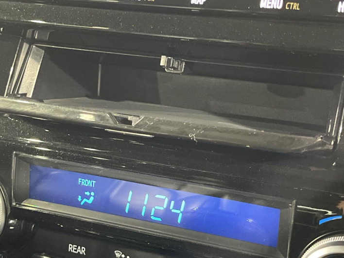 2019 Toyota Alphard DBA-AGH30W (UW-69ef57c3b2f2e)[23]