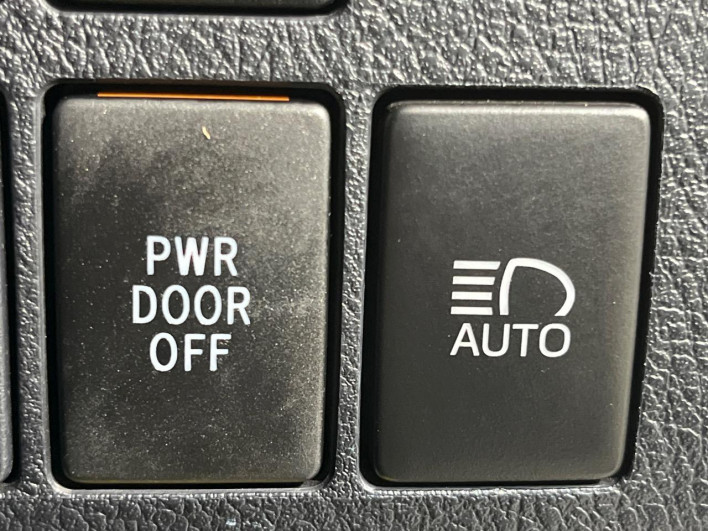 2019 Toyota Alphard DBA-AGH30W (UW-69ef57c3b2f2e)[8]