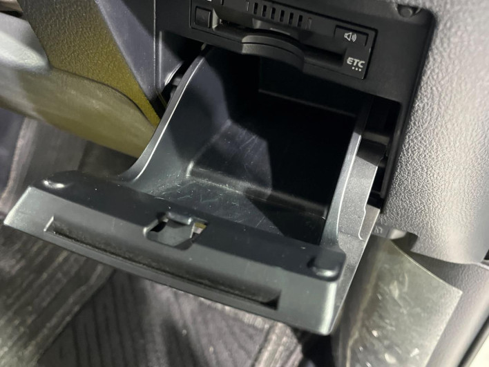 2019 Toyota Alphard DBA-AGH30W (UW-69ef57c3b2f2e)[9]