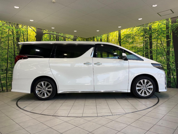 2021 Toyota Alphard 3BA-AGH30W (UW-69ef57c3b3c42)[16]
