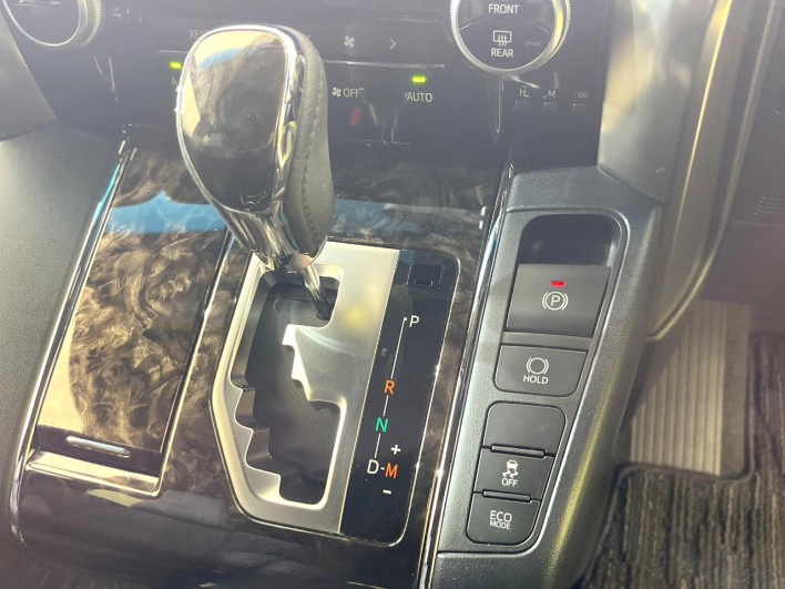 2022 Toyota Alphard 3BA-AGH30W (UW-69ef57c3b4553)[29]
