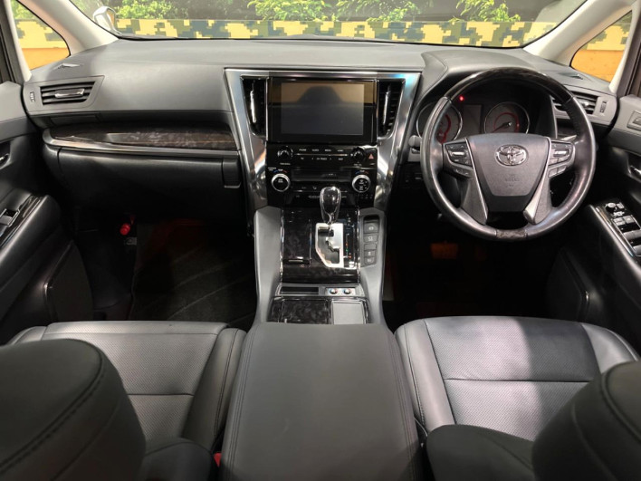 2022 Toyota Alphard 3BA-AGH30W (UW-69ef57c4f0e58)[25]