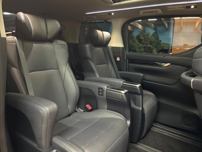 2022 Toyota Alphard 3BA-AGH30W (UW-69ef57c4f0e58)[20]