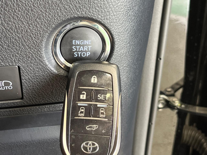 2022 Toyota Alphard 3BA-AGH30W (UW-69ef57c5bfbf7)[22]