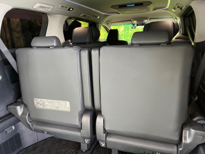 2022 Toyota Alphard 3BA-AGH30W (UW-69ef57c5bfbf7)[9]