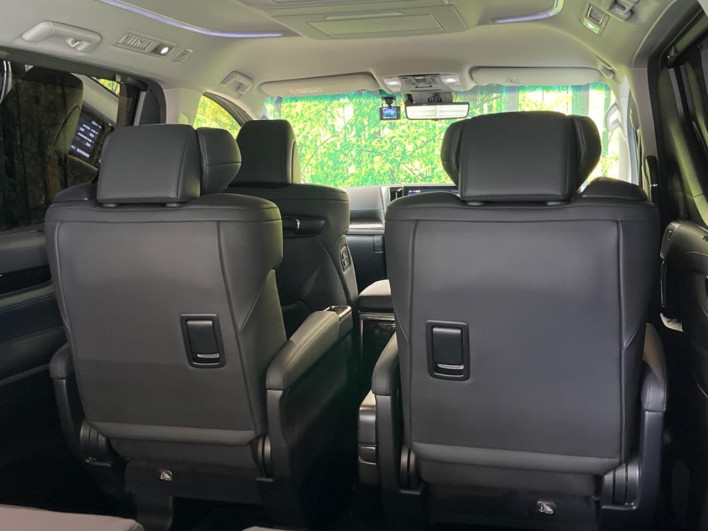 2022 Toyota Alphard 3BA-AGH30W (UW-69ef57c5bfbf7)[12]