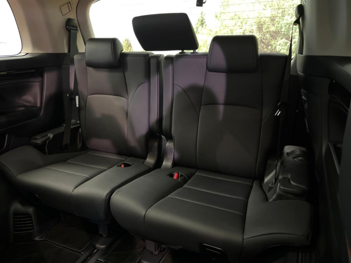 2023 Toyota Alphard 3BA-AGH30W (UW-69ef57c5c9321)[13]