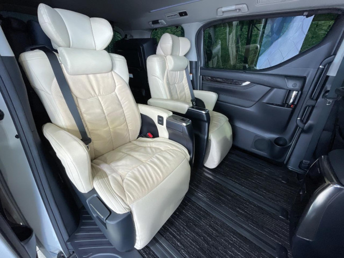 2019 Toyota Vellfire DBA-AGH35W (UW-69ef57c7a5ce4)[27]