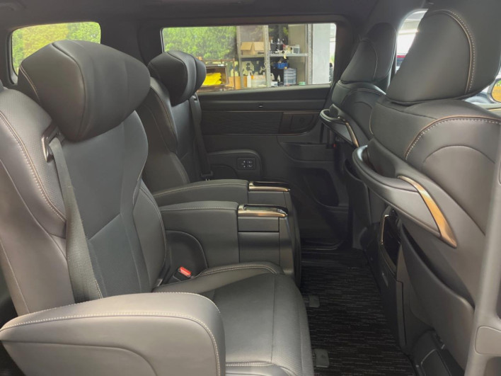 2024 Toyota Alphard 3BA-AGH40W (UW-69ef57c7e48b2)[28]