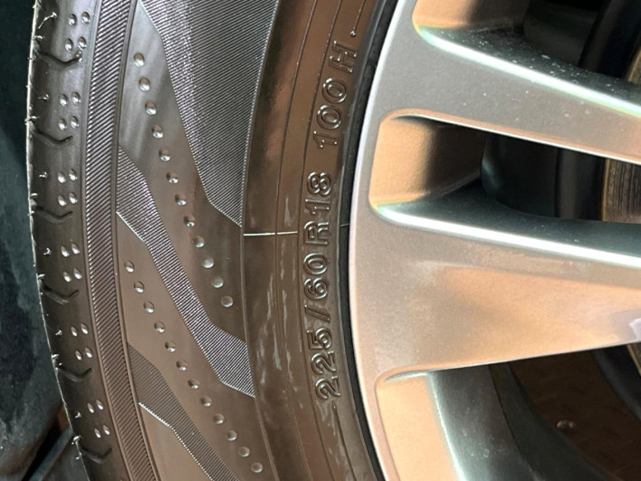 2024 Toyota Alphard 3BA-AGH40W (UW-69ef57c813c06)[24]