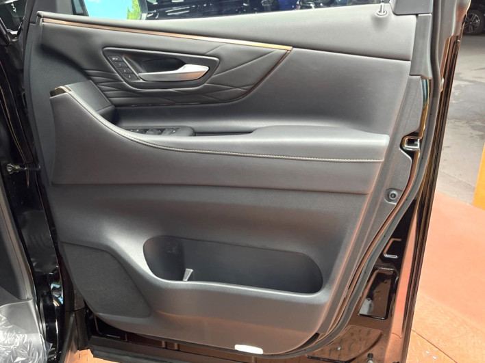 2024 Toyota Alphard 3BA-AGH40W (UW-69ef57c813c06)[25]