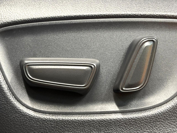 2024 Toyota Alphard 3BA-AGH40W (UW-69ef57c813c06)[15]