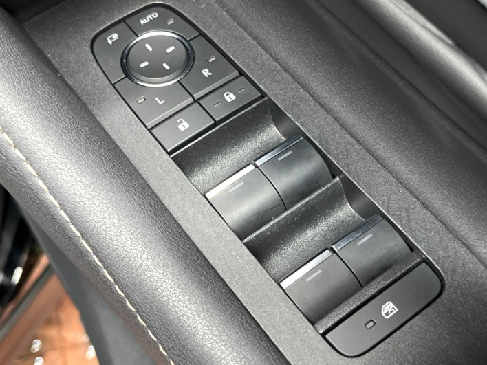 2024 Toyota Alphard 3BA-AGH40W (UW-69ef57c813c06)[27]