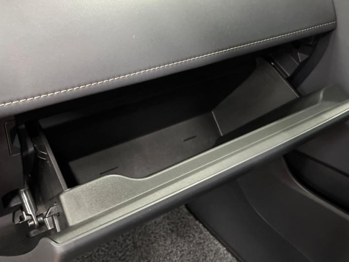 2024 Toyota Alphard 3BA-AGH45W (UW-69ef57c9d5274)[6]