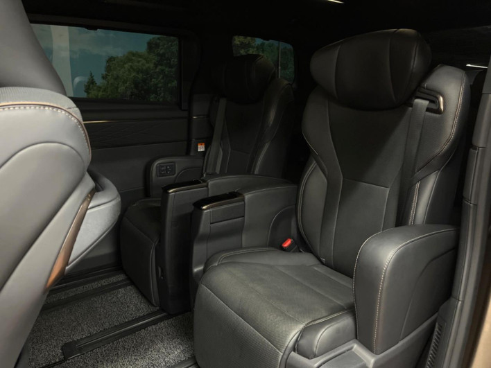 2024 Toyota Alphard 3BA-AGH45W (UW-69ef57c9d5274)[10]