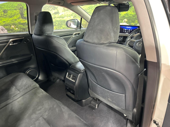 2017 Lexus RX DBA-AGL20W (UW-69ef57ca0c6b2)[27]