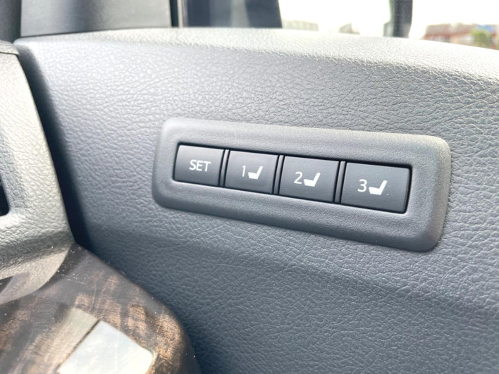 2014 Toyota Vellfire DBA-ANH20W (UW-69ef57cbcec4d)[18]