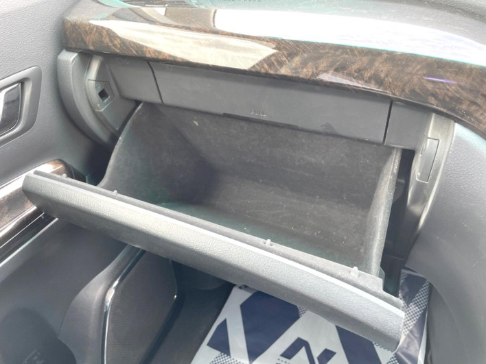 2014 Toyota Vellfire DBA-ANH20W (UW-69ef57cbcec4d)[29]