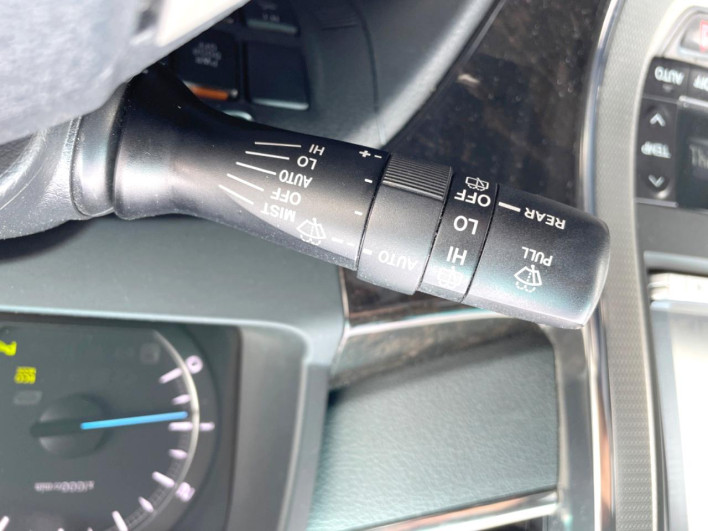 2014 Toyota Vellfire DBA-ANH20W (UW-69ef57cbcec4d)[20]