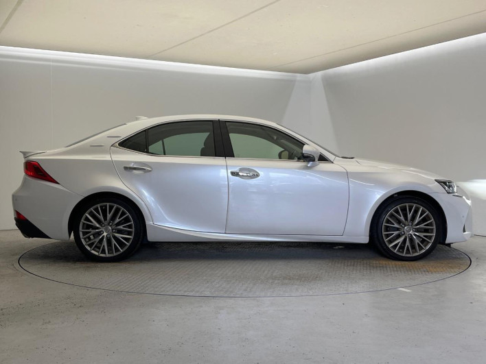 2018 Lexus IS DBA-ASE30 (UW-69ef57cc6be1f)[12]