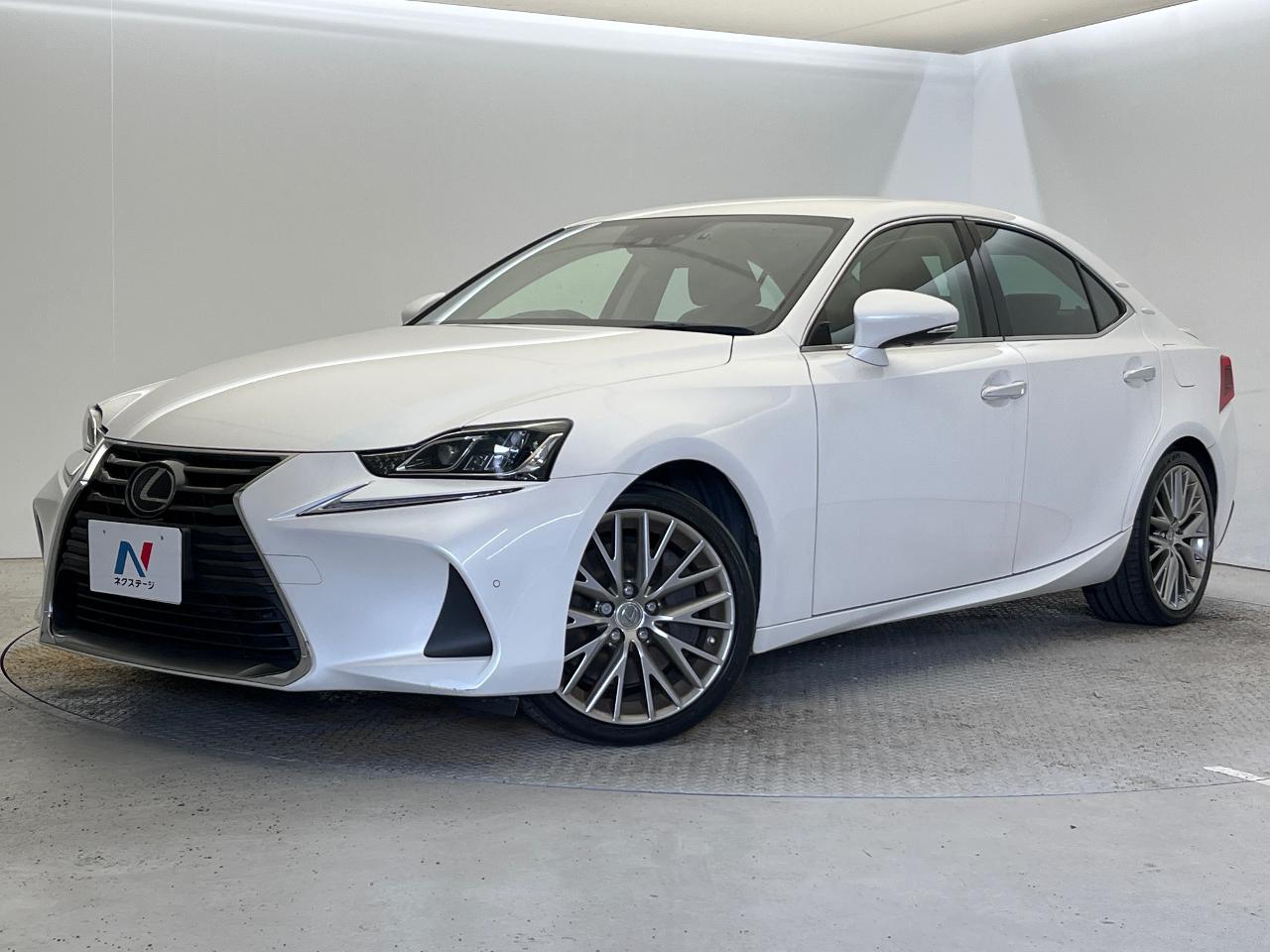 2018 Lexus IS DBA-ASE30