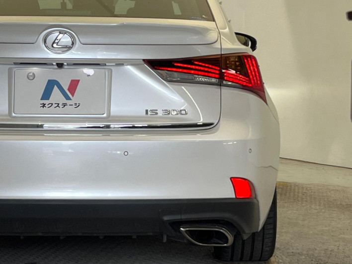 2018 Lexus IS DBA-ASE30 (UW-69ef57cc6be1f)[16]