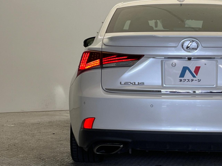 2018 Lexus IS DBA-ASE30 (UW-69ef57cc6be1f)[15]