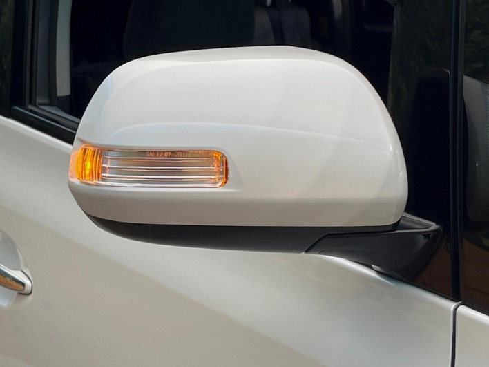 2013 Toyota Alphard Hybrid DAA-ATH20W (UW-69ef57cd6a5e5)[4]