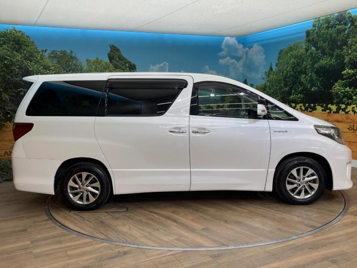 2013 Toyota Alphard Hybrid DAA-ATH20W (UW-69ef57cd6a5e5)[21]