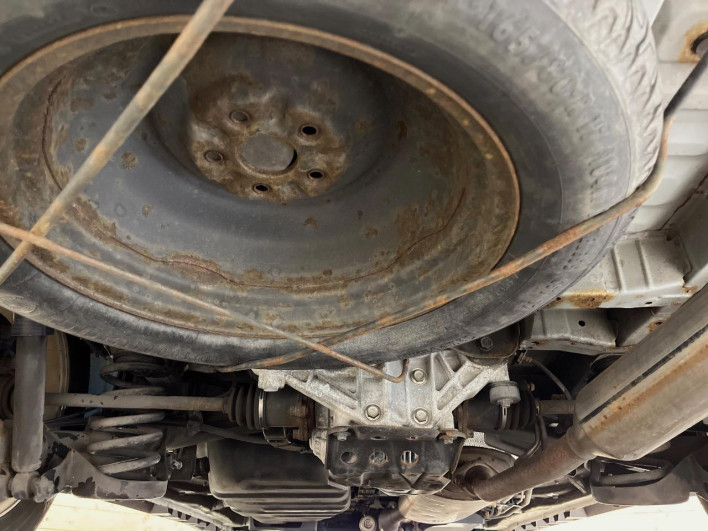 2013 Toyota Alphard Hybrid DAA-ATH20W (UW-69ef57cd6a5e5)[26]