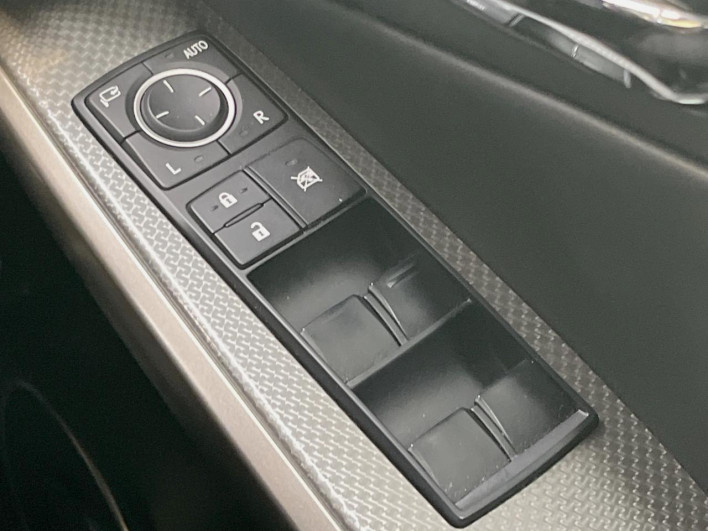 2013 Lexus IS DAA-AVE30 (UW-69ef57cdb29df)[29]