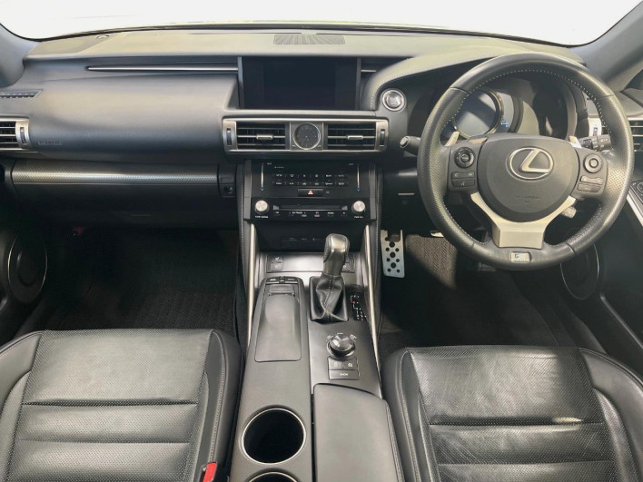 2013 Lexus IS DAA-AVE30 (UW-69ef57cdb29df)[26]
