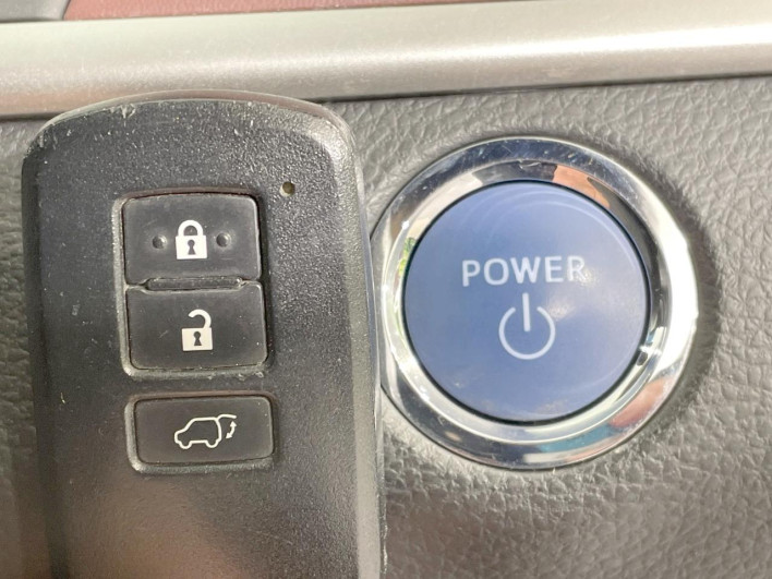 2014 Toyota Harrier Hybrid DAA-AVU65W (UW-69ef57ce2be08)[27]