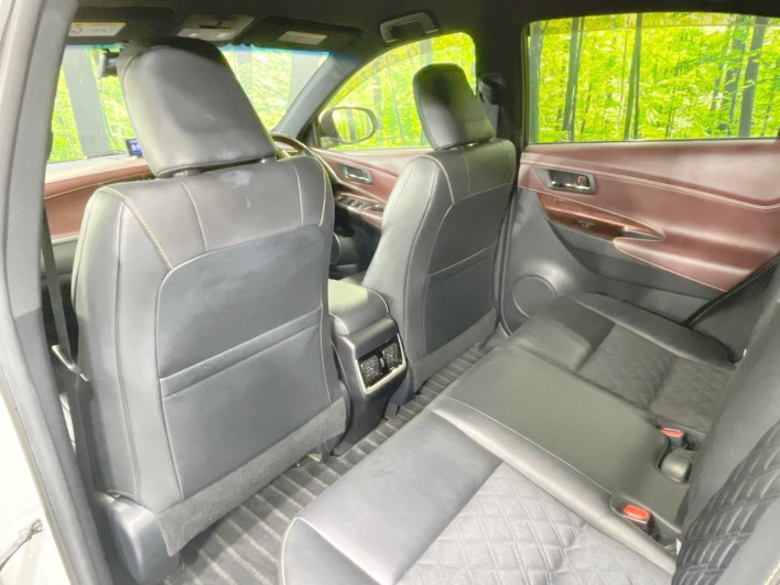 2014 Toyota Harrier Hybrid DAA-AVU65W (UW-69ef57ce2be08)[15]