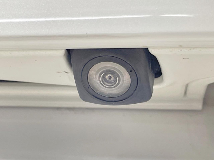 2014 Toyota Harrier Hybrid DAA-AVU65W (UW-69ef57ce2be08)[18]