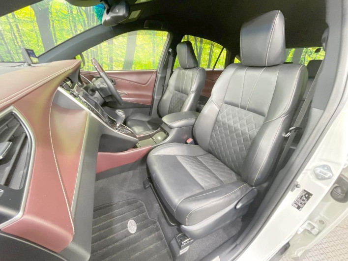 2014 Toyota Harrier Hybrid DAA-AVU65W (UW-69ef57ce2be08)[14]