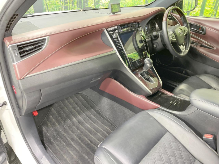 2014 Toyota Harrier Hybrid DAA-AVU65W (UW-69ef57ce2be08)[16]