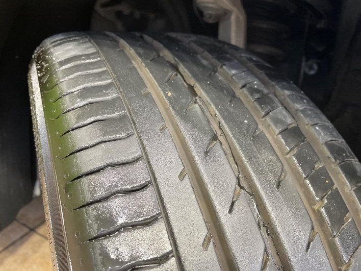 2013 Toyota Crown Hybrid DAA-AWS210 (UW-69ef57cf9d371)[16]