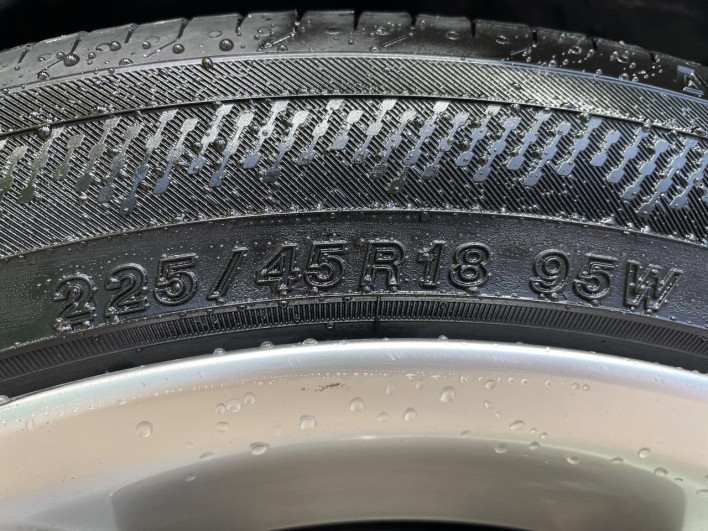 2013 Toyota Crown Hybrid DAA-AWS210 (UW-69ef57cf9d371)[15]