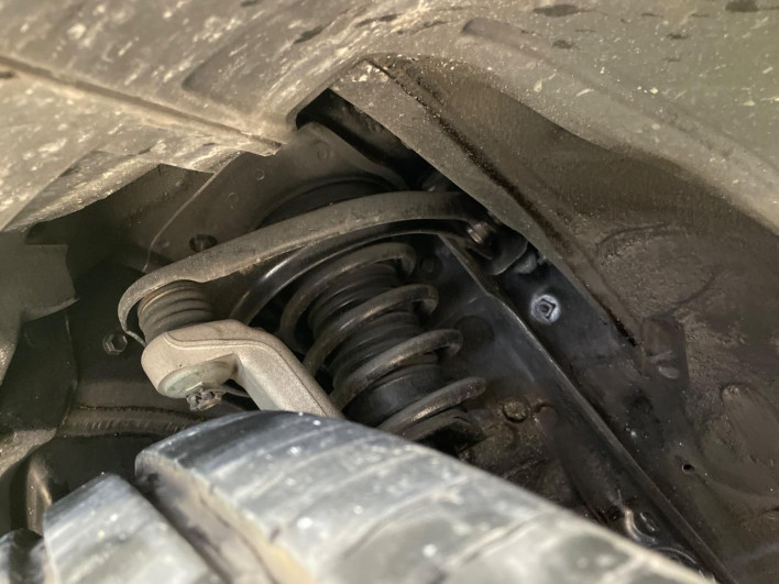 2013 Toyota Crown Hybrid DAA-AWS210 (UW-69ef57cf9d371)[17]